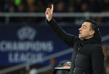 Xavi quay xe, sẵn sàng ở lại Barca 