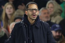 Chelsea họp khẩn, ghế HLV Rosenior lung lay