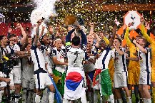 17 năm chờ đợi, đại tiệc rước cúp của Tottenham sẽ bùng nổ như lễ hội