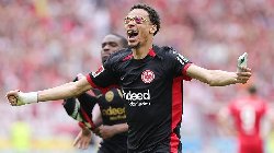 Hé lộ mức lương hậu hĩnh của Ekitike tại Liverpool