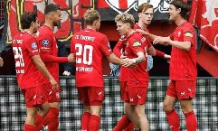 Soi kèo phạt góc Twente vs Ferencvaros, 1h00 ngày 24/7