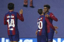 Hành xác tại Mỹ, Barcelona kiếm được bao nhiêu tiền?