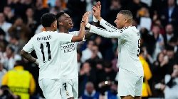 Real Madrid thị uy sức mạnh trước Salzburg