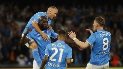 Soi kèo phạt góc Como vs Napoli, 18h30 ngày 23/02