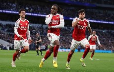 Eze tạo cột mốc lịch sử ở derby Bắc London