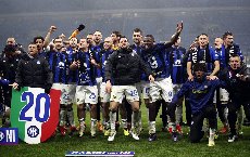 Kết quả bóng đá hôm nay 23/4: Đánh bại Milan, Inter vô địch Serie A