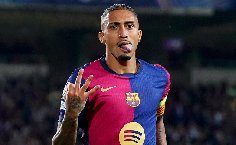 Raphinha đồng ý ở lại Barcelona đến năm 32 tuổi