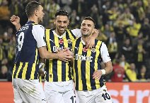 Soi kèo nhà cái Fenerbahce vs Galatasaray, 22h59 ngày 24/12