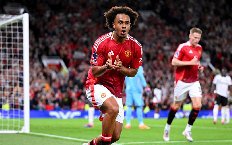 Cổ động viên Man United phẫn nộ: 'Cậu ta chơi như vừa mới ngủ dậy, thật vô lý'