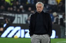 Mourinho lần đầu lên tiếng về việc lên bàn mổ ở tuổi 61
