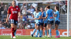 Kết quả bóng đá hôm nay tối 24/3: Nữ Sydney chạm một tay vào chức vô địch