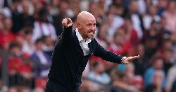 Ten Hag nguy cơ bị cắt giảm lương nếu MU không thể giành quyền dự C1