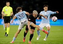 Barcelona mất điểm theo kịch bản khó tin