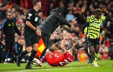 Jurgen Klopp muốn gãy xương đòn thay cho học trò