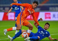 Nhận định, Soi kèo Shandong Taishan vs Wuhan Three Towns 18h35 ngày 25/6: Thế trận căng thẳng