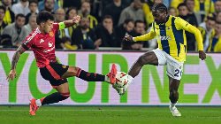 Kết quả bóng đá hôm nay 25/10: MU hòa trận thứ 3 liên tiếp