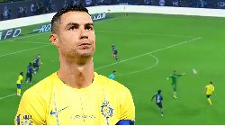 Ronaldo lập siêu phẩm đỉnh cao, phá kỷ lục siêu khủng