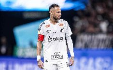 Neymar tái phát chấn thương đầu gối