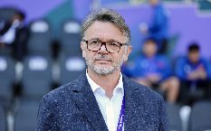 VFF gửi tối hậu thư đến HLV Troussier