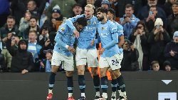 Đánh bại Chelsea, Man City trở lại Top 4 Ngoại hạng Anh