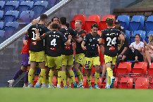 Kết quả bóng đá hôm nay tối 27/1: Wellington Phoenix trở lại ngôi đầu