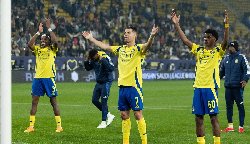 Ronaldo đạt cột mốc 920 bàn thắng trong sự nghiệp