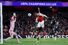 Arsenal phá dớp 10 năm không thắng Bayern Munich