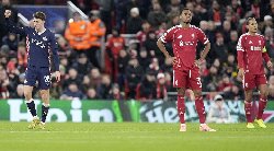 Gục ngã trước PSV, Liverpool chạm đáy khủng hoảng