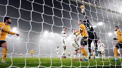 Ai là người mắc lỗi trong bàn thua đầu tiên của MU trước Wolves?