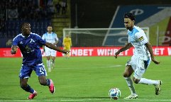 Nhận định, Soi kèo Universitatea Craiova vs Levski Sofia 0h30 ngày 30/7: Hòa là lấy vé