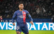 Thủng lưới liên tiếp, MU muốn tăng cường hậu vệ của PSG