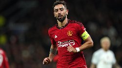 MU vắng đội trưởng Bruno Fernandes ở derby Manchester