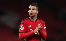 Casemiro bình phục chấn thương, sẵn sàng ra sân ở trận gặp Brentford