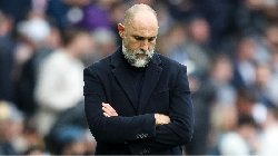 HLV Tudor nhận trát sa thải sau 44 ngày tại vị