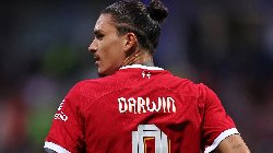 Aguero dạy Nunez cách hết giật mình với bóng