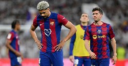Hết tiền, Barca bắt cầu thủ đi 'cày' ở Đông Á