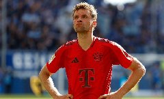 Mueller sắp sang MLS, chuẩn bị đối đầu Messi ở tuổi xế chiều