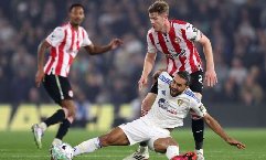 Soi kèo phạt góc Leeds vs Brentford, 20h00 ngày 30/8