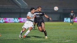 Nhận định, Soi kèo Bali United vs Dewa United 15h30 ngày 29/12: Thắng vất vả