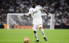 Ném vật thể lạ về phía trọng tài, Rudiger bị treo giò 6 trận