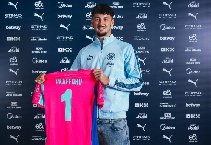 Man City ra mắt tân binh thứ 6 trong hè 2025