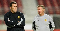 Amorim 'không ấn tượng', M.U chuẩn bị sa thải nhân sự gắn bó 14 năm