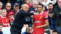 HLV Slot lần đầu lên tiếng về tương lai Alexander-Arnold